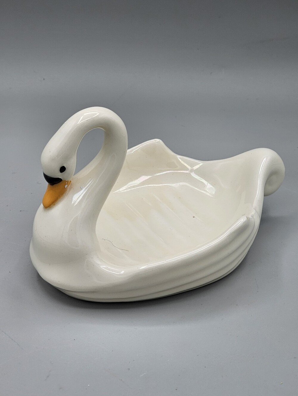 Swan Ceramic Soap Holder Dish Vintage Bathroom Decor Cottagecore Grandmacore Mcm
